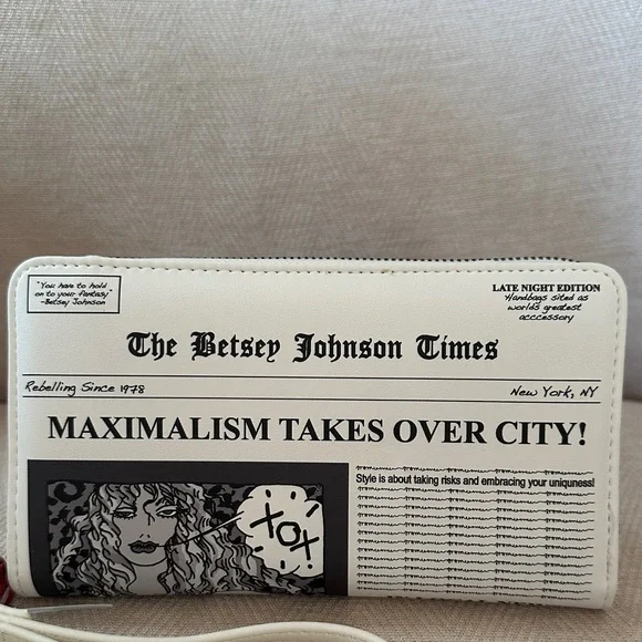 Betsey Johnson White and Black Newspaper wristlet wallet - Picture 3 of 10